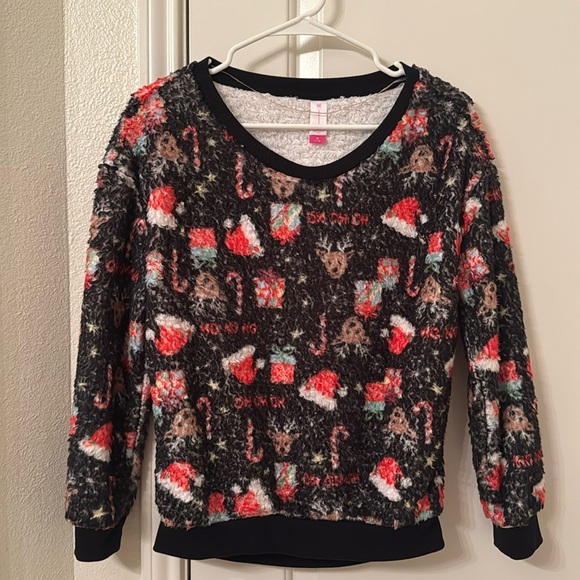 Christmas sweater size medium - Picture 1 of 3